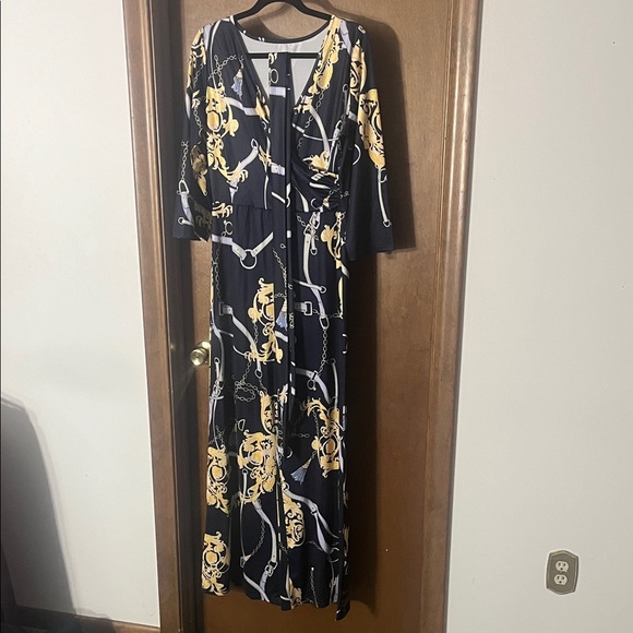 Women’s XL Printed Wide Leg Jumpsuit – Navy/Gold Chain Baroque Pattern – New - Picture 1 of 9